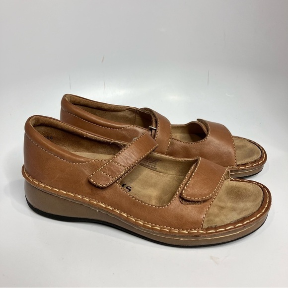 Kumfs leather comfort sandals size 40 - Picture 1 of 9